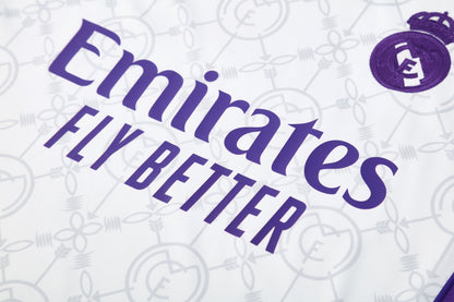 Real Madrid White logato completo con canottiera 2026