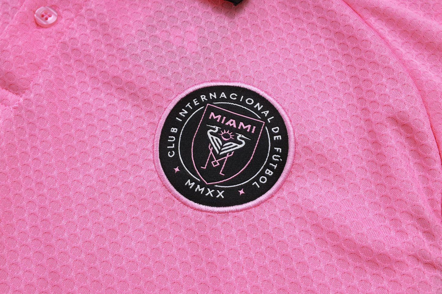 Inter Miami Rosa 2026 Training Set – Polo + Pants Slim Fit