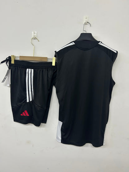 Liverpool completo black con canottiera