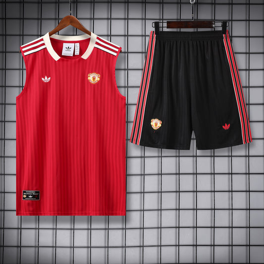 Manchester United Rosso completo con canottiera 2025/26