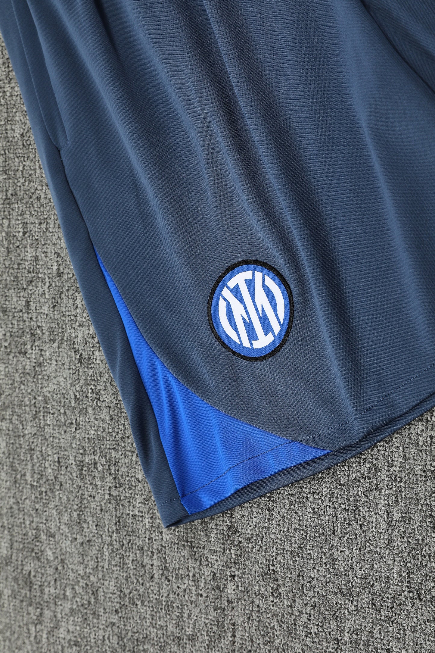 Inter blu completo con canottiera