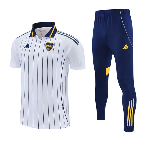 Boca Juniors bianco rigato 2026 Training Set – Polo + Pants Slim Fit
