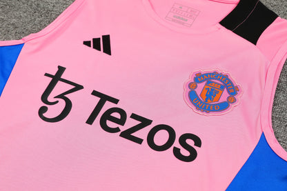 Manchester United pink completo con canottiera