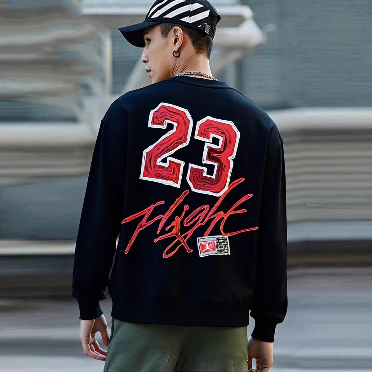 Felpa Uomo Streetwear con Grafica sul Retro