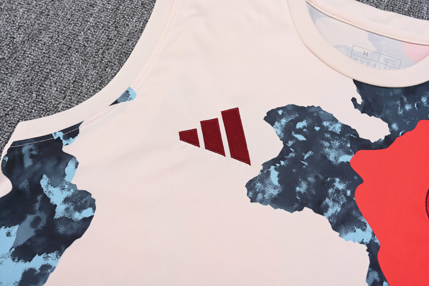 Bayer Monaco fantasy completo con canottiera 2025/26