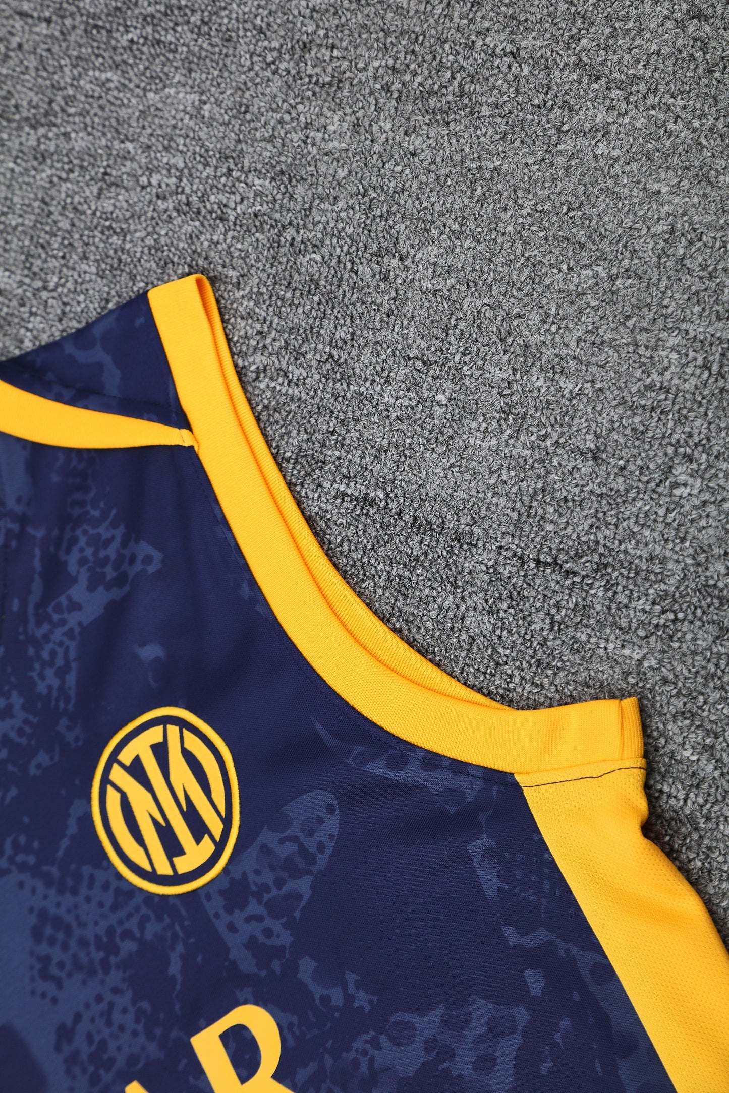 Inter blu completo con canottiera 2025/26