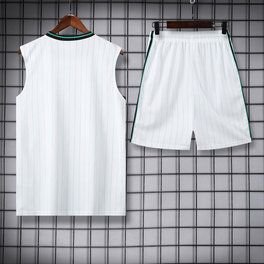 Liverpool completo con canottiera white green
