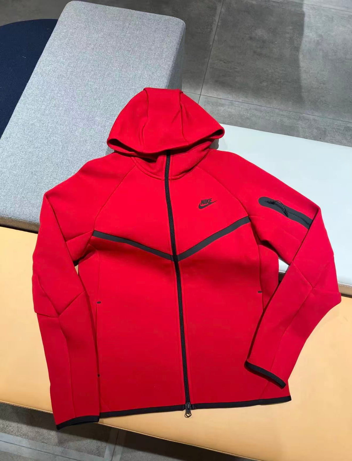 Giacca Uomo Full Zip con Cappuccio