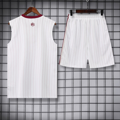 Arsenal completo con canottiera bianco a righe