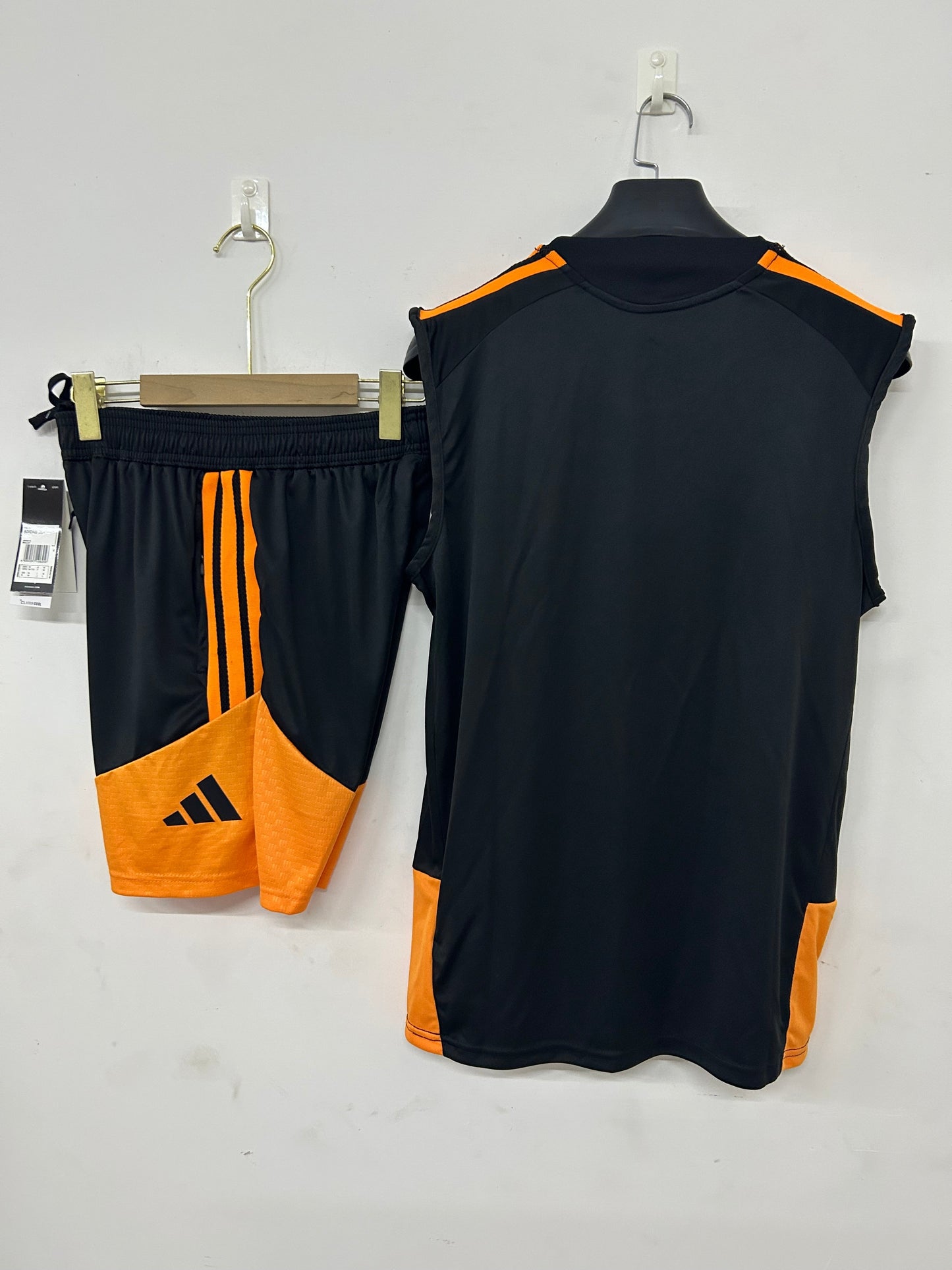 Arsenal completo black con canottiera