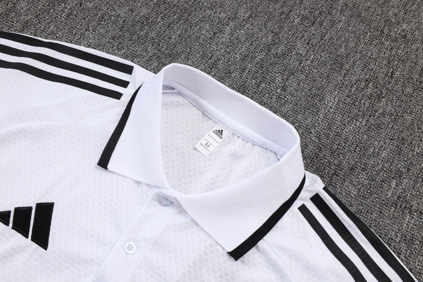 Manchester U. bianco 2026 Training Set – Polo + Pants Slim Fit