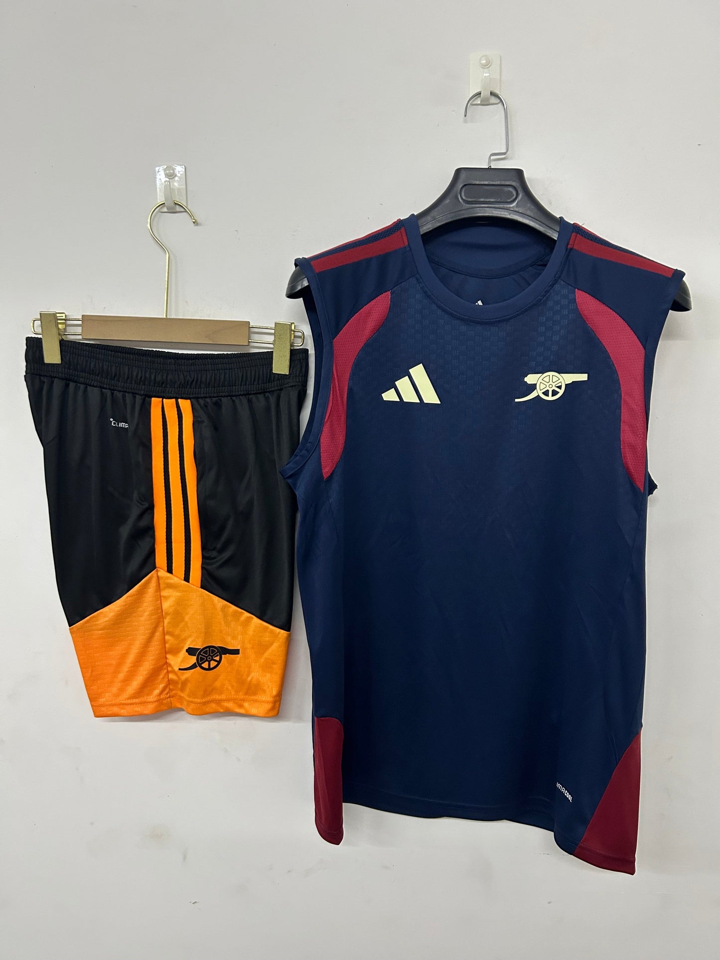 Arsenal completo con canottiera
