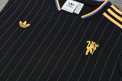 Man United completo con canottiera black yellow