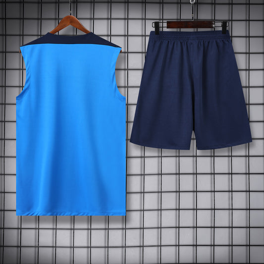 Chelsea azzurro completo con canottiera