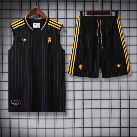 Man United completo con canottiera black yellow