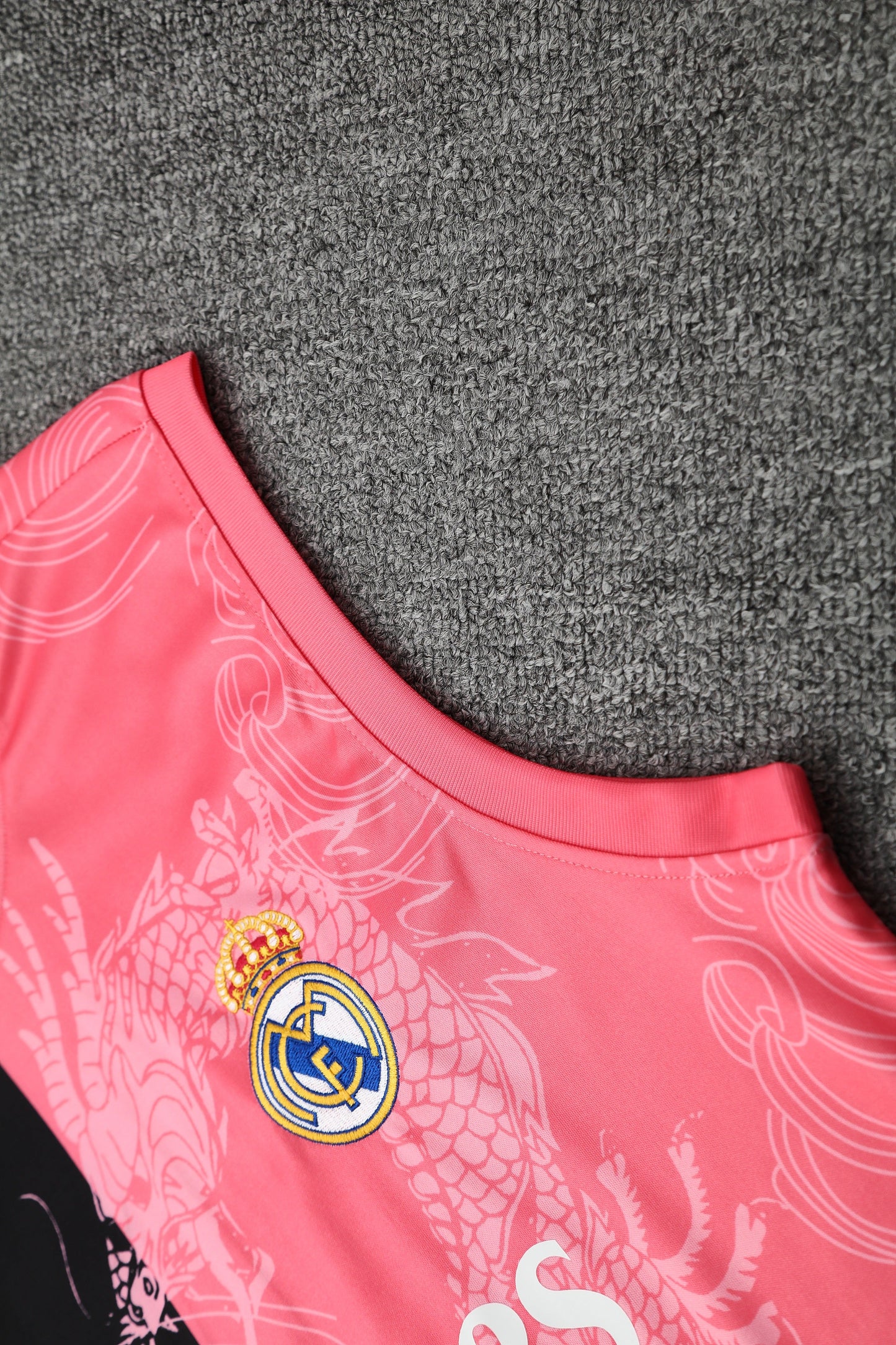 Real fantasy rosa completo con canottiera 2025/26