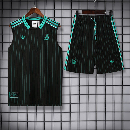 Liverpool completo con canottiera black green