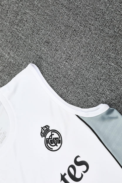 Real Madrid Bianco e Nero completo con canottiera 2025/26